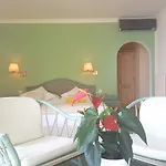 Boutique La Rocca 4*