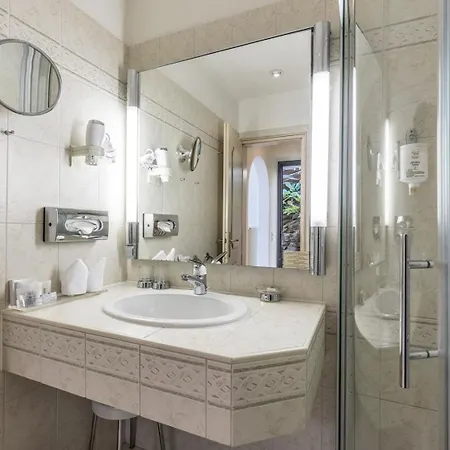 Hotel Boutique La Rocca 4*