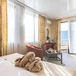Boutique La Rocca 4*