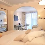 Boutique La Rocca 4*